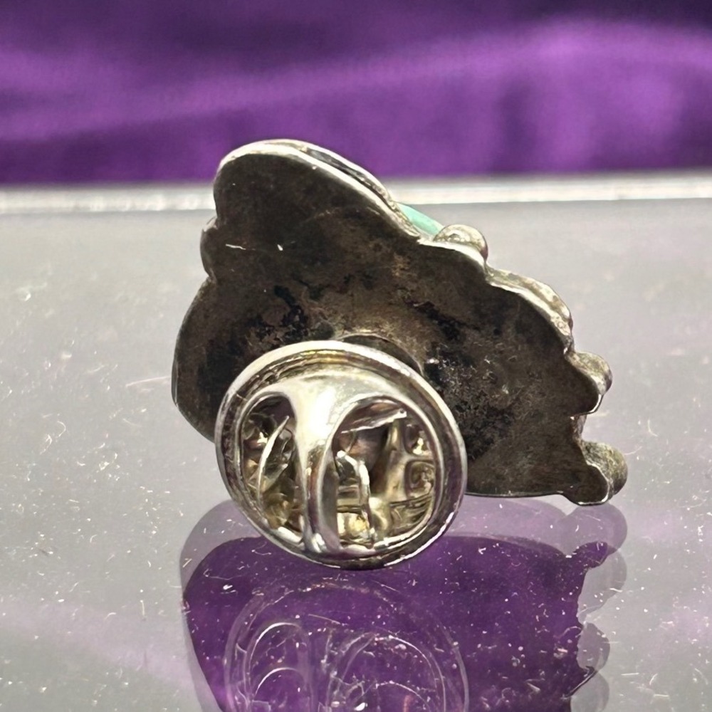 Vintage Southwestern Turquoise Silver Tone Lapel Pin Green Stone Leaf Design - Picture 3 of 6